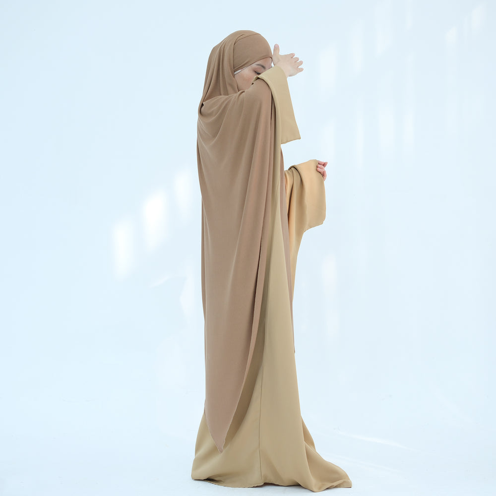 Get trendy with Modal Maxi Khimar - Camel - Hijab available at Voilee NY. Grab yours for $39.90 today!