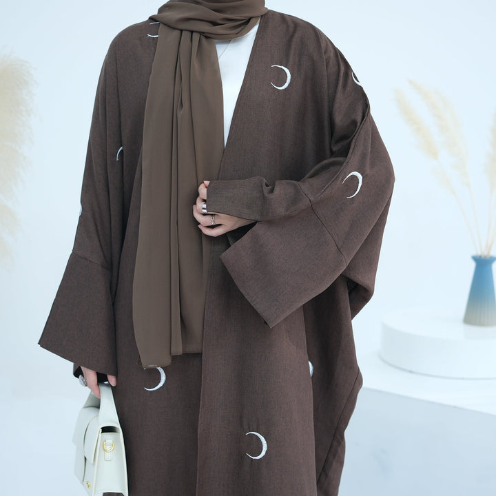 Get trendy with Luna Cotton Mix Lightweight Duster - Brown -  available at Voilee NY. Grab yours for $62.90 today!