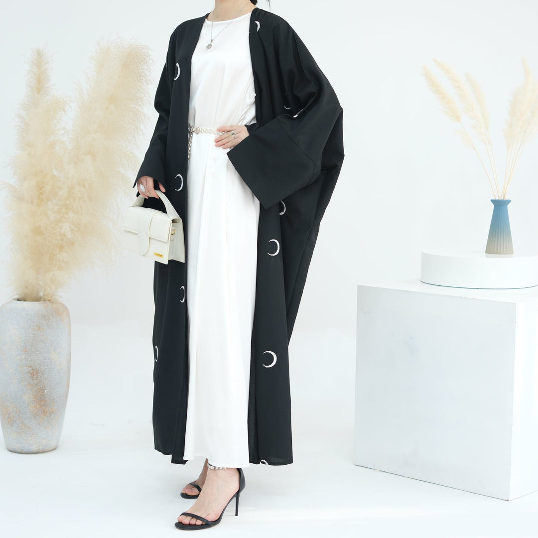 Get trendy with Luna Cotton Mix Lightweight Duster - Black -  available at Voilee NY. Grab yours for $62.90 today!