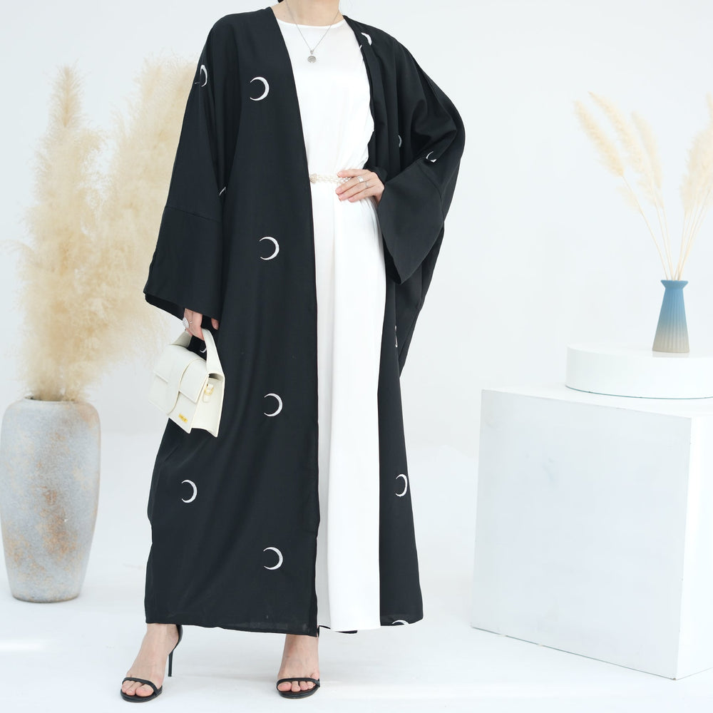 Get trendy with Luna Cotton Mix Lightweight Duster - Black -  available at Voilee NY. Grab yours for $62.90 today!