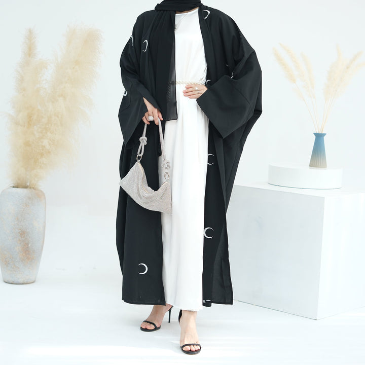 Get trendy with Luna Cotton Mix Lightweight Duster - Black -  available at Voilee NY. Grab yours for $62.90 today!