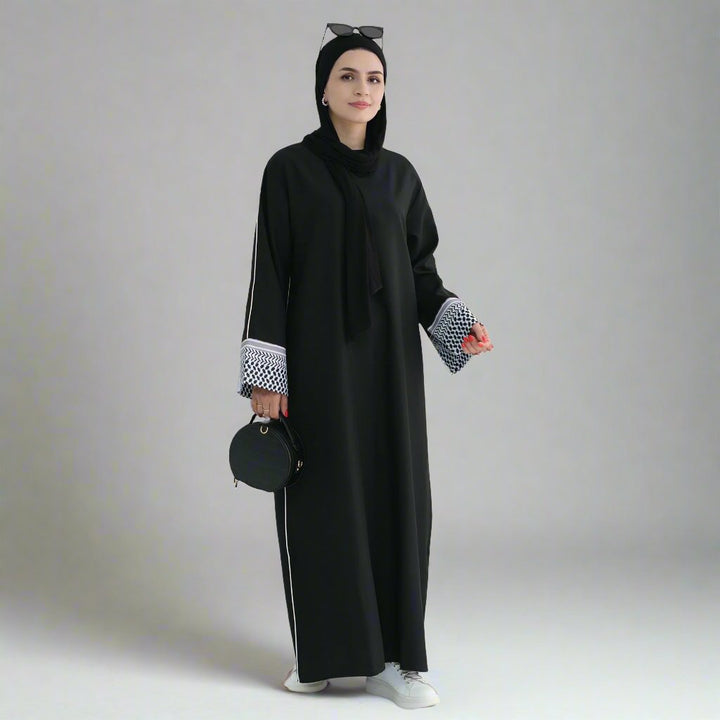 Kufiya Essential Abaya - Black