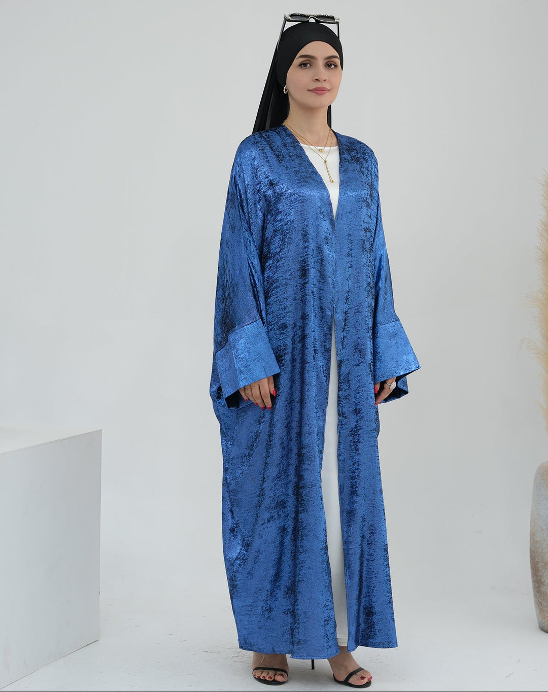 Get trendy with Draya Shimmer Kimono Open Abaya - Blue - Cardigan available at Voilee NY. Grab yours for $54.90 today!