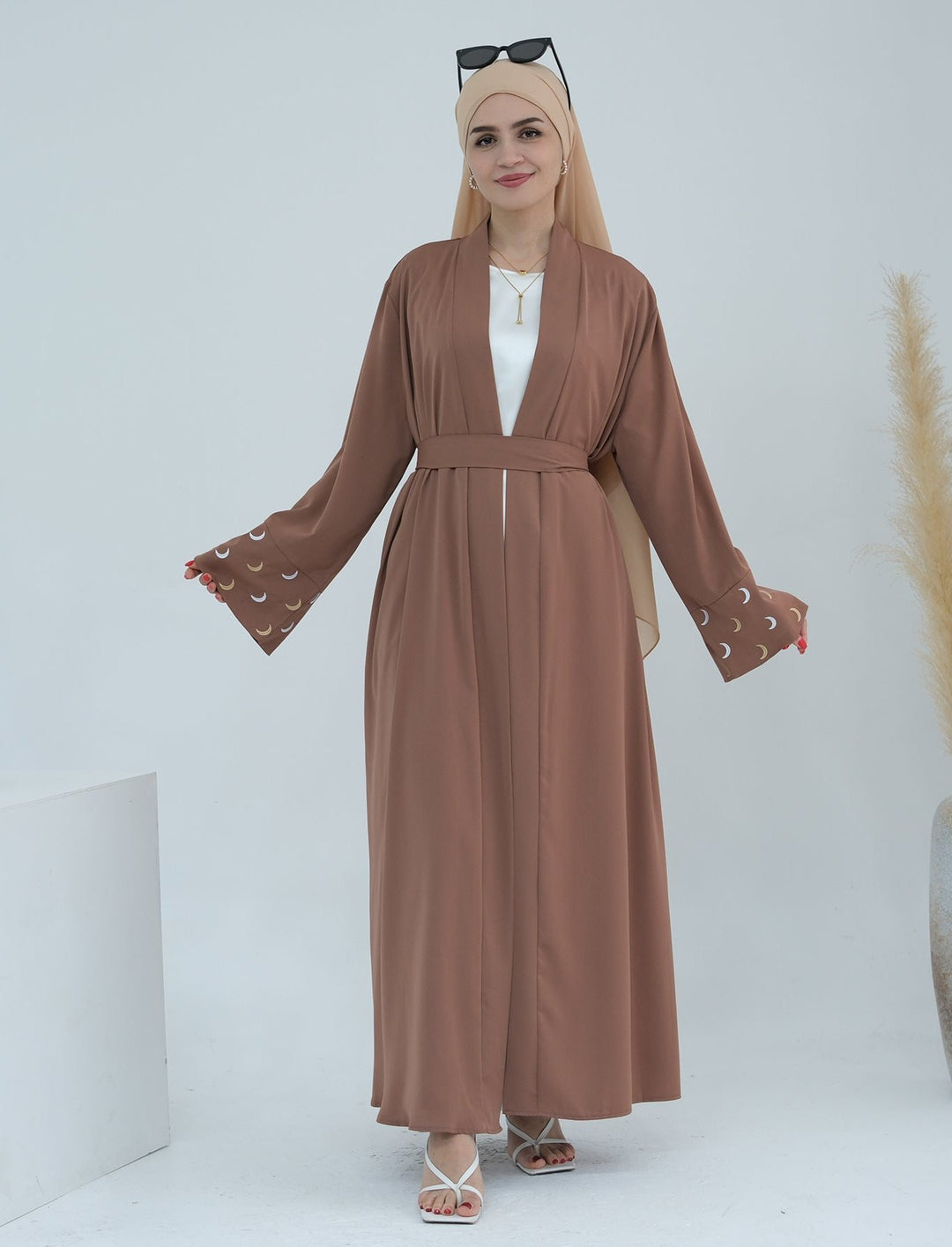 Muna Open Abaya Kimono - Brown