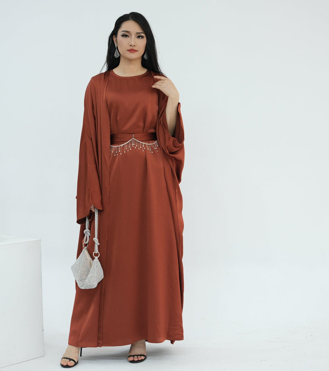 Get trendy with Reina Textured Batwing Abaya Set - Brick -  available at Voilee NY. Grab yours for $109.90 today!