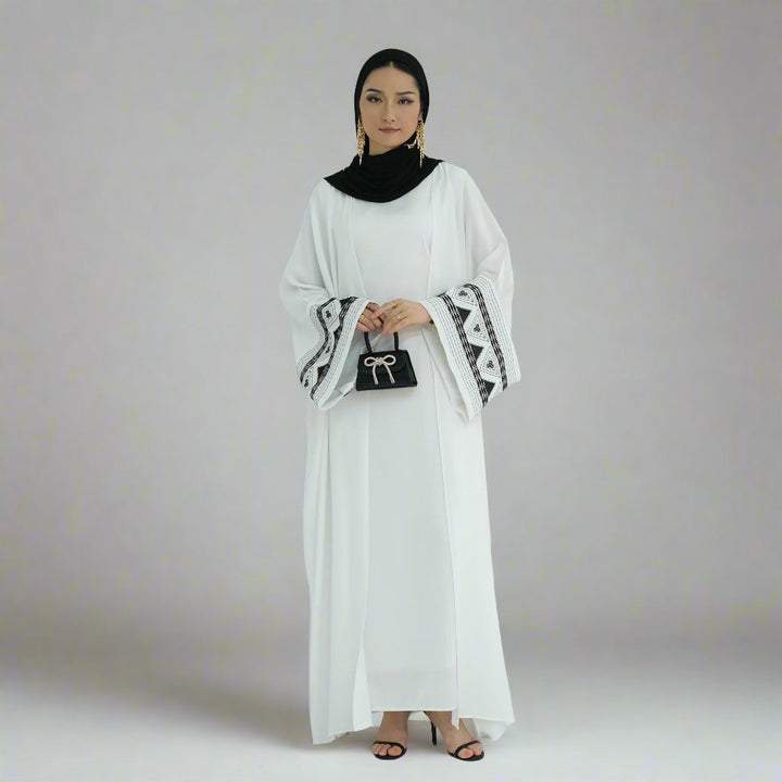 Get trendy with Amber Open Abaya Kimono - White -  available at Voilee NY. Grab yours for $59.90 today!