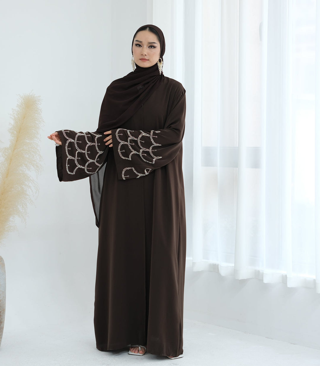 Get trendy with Irssane Nida Open Abaya Kimono - Brown - Cardigan available at Voilee NY. Grab yours for $67.90 today!