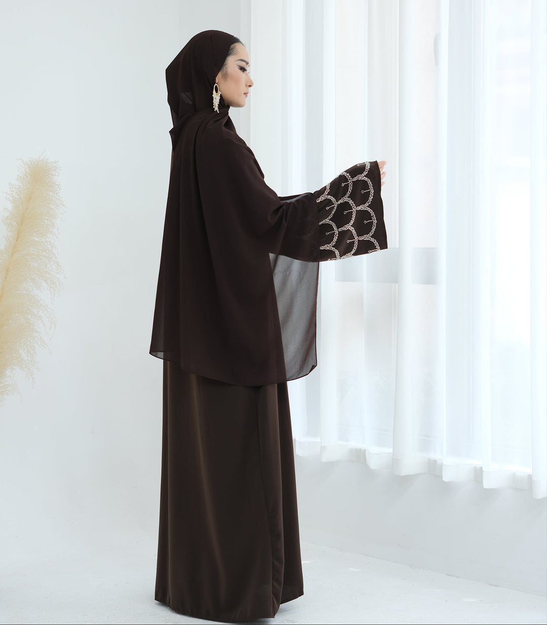 Get trendy with Irssane Nida Open Abaya Kimono - Brown - Cardigan available at Voilee NY. Grab yours for $67.90 today!