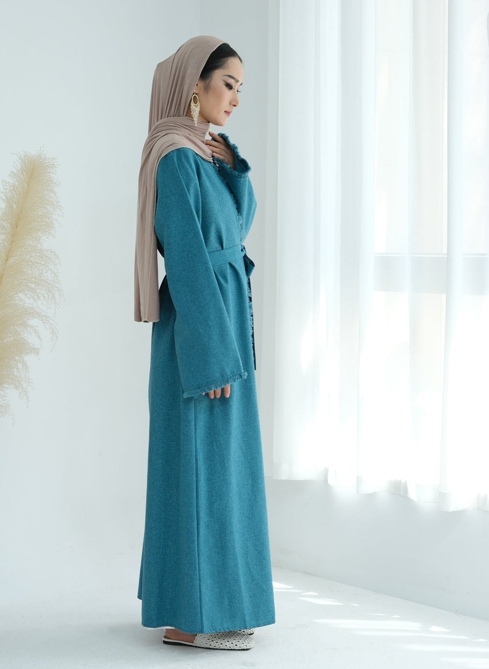 Get trendy with Yara Fringe Belted Duster - Duck Blue - Cardigan available at Voilee NY. Grab yours for $59.90 today!