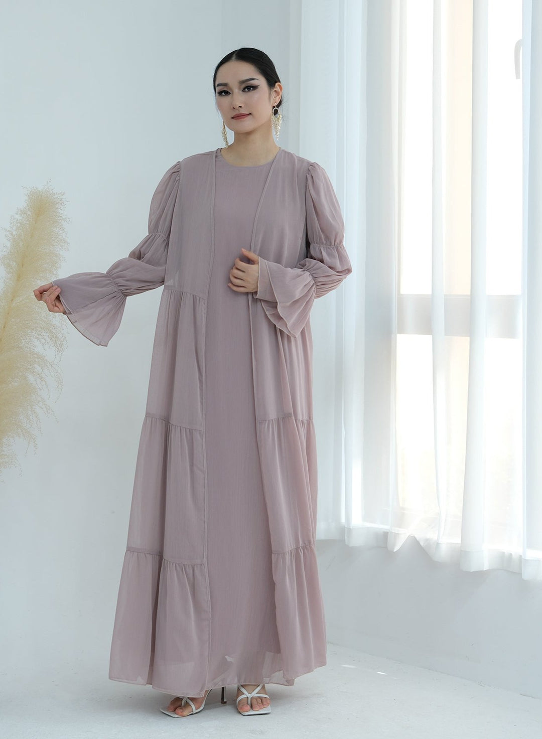 Get trendy with Sasha Chiffon 4-piece Abaya Set - Blush -  available at Voilee NY. Grab yours for $99.90 today!