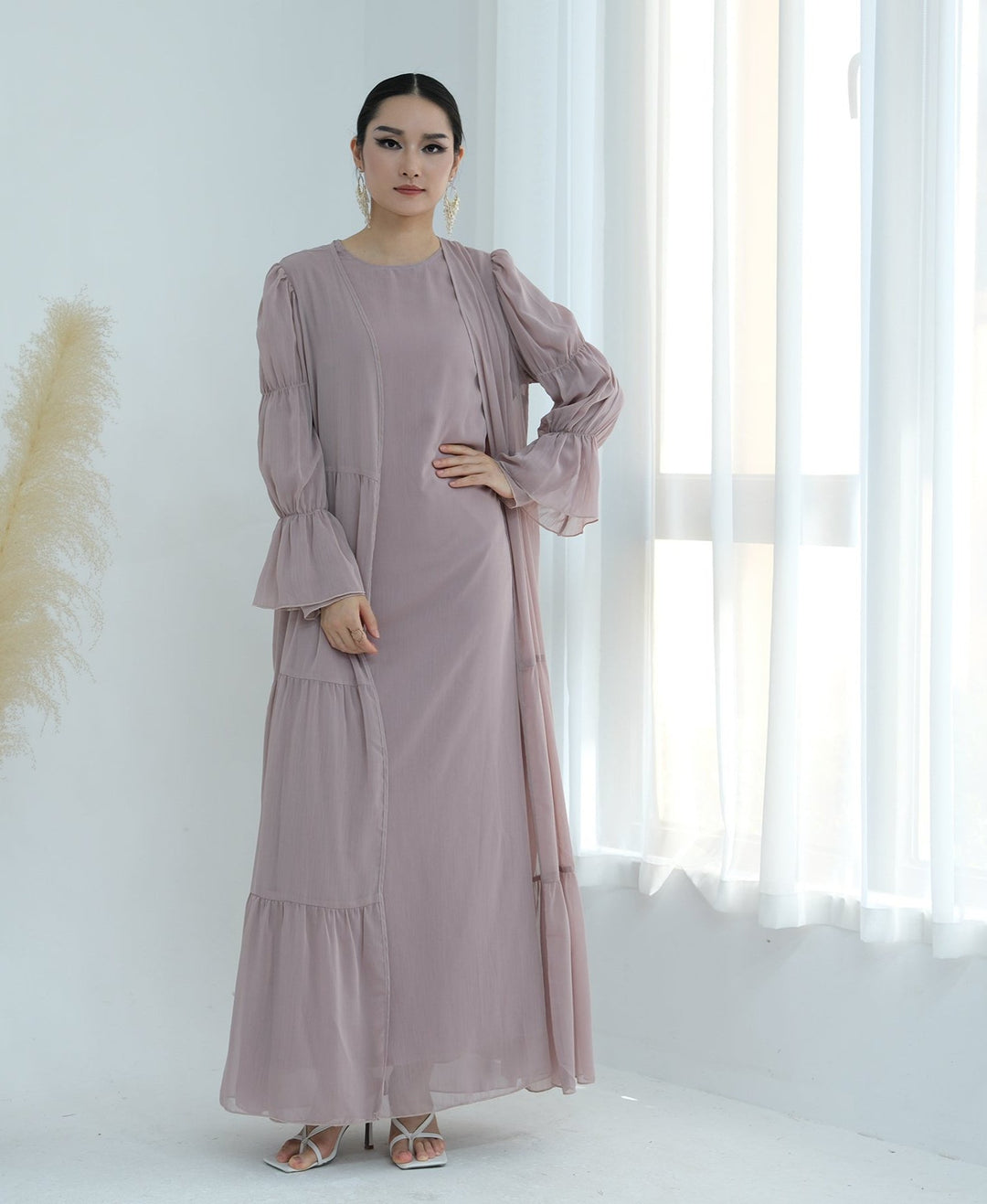 Get trendy with Sasha Chiffon 4-piece Abaya Set - Blush -  available at Voilee NY. Grab yours for $99.90 today!