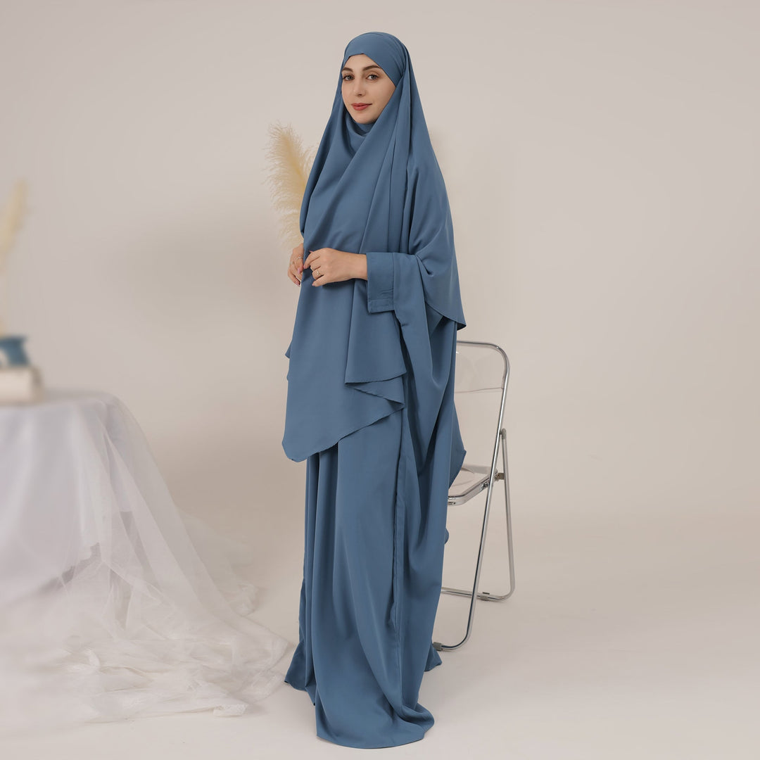 Get trendy with Amira Abaya Set - Teal - Dresses available at Voilee NY. Grab yours for $74.90 today!