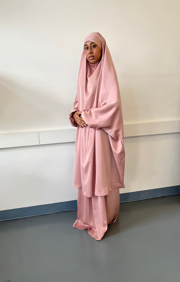 Get trendy with Nabela Jilbab Set - Pink -  available at Voilee NY. Grab yours for $59.90 today!
